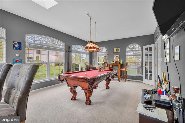 4 JAMES CT, Swedesboro, NJ 08085