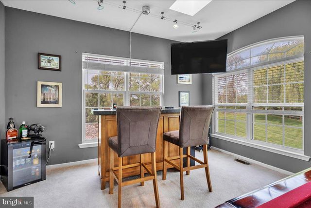 4 JAMES CT, Swedesboro, NJ 08085