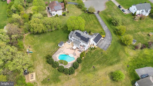 4 JAMES CT, Swedesboro, NJ 08085