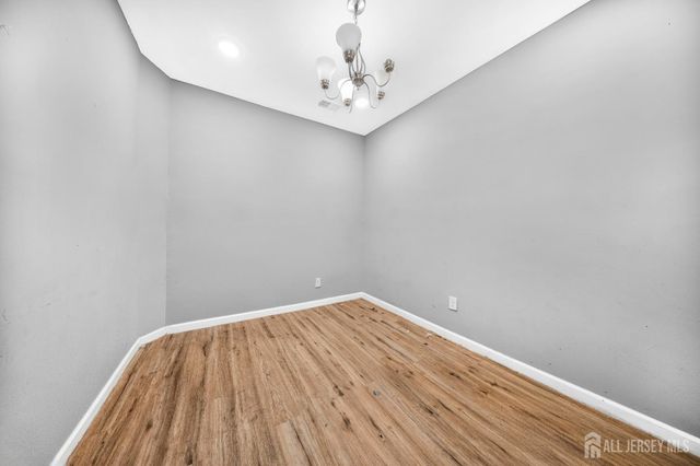 421-423 Magie Avenue, Elizabeth, NJ 07208