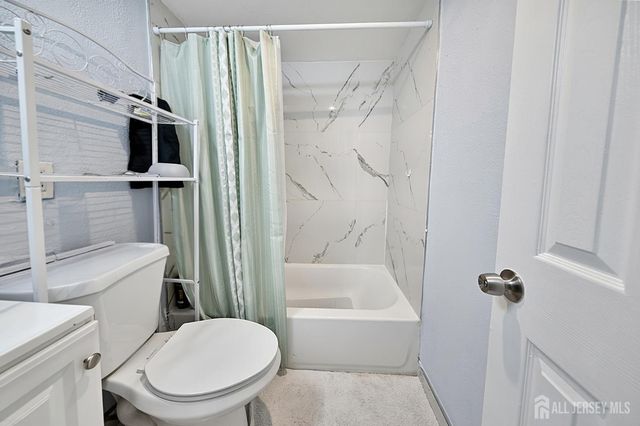 421-423 Magie Avenue, Elizabeth, NJ 07208