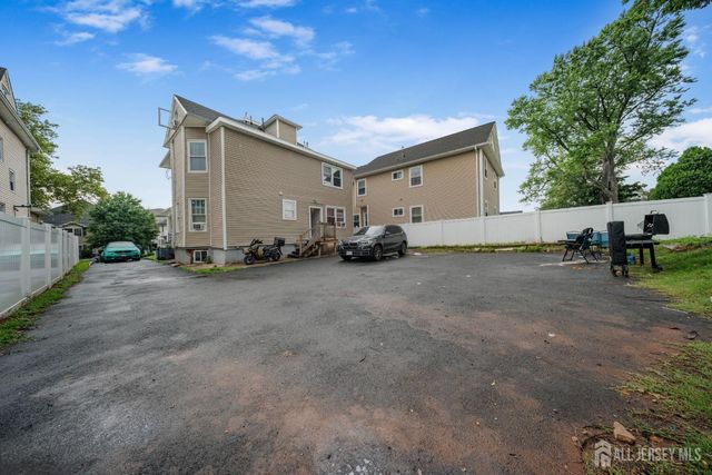 421-423 Magie Avenue, Elizabeth, NJ 07208