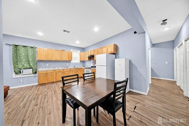 421-423 Magie Avenue, Elizabeth, NJ 07208