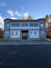 3 Park View Terrace 3, Holyoke, MA 01040