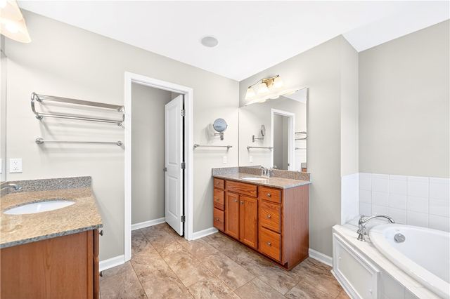 2942 Cross Creek Ct., Hampton, PA 15044
