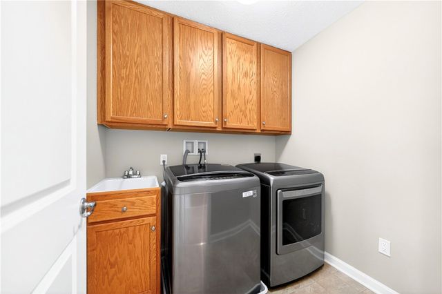 2942 Cross Creek Ct., Hampton, PA 15044