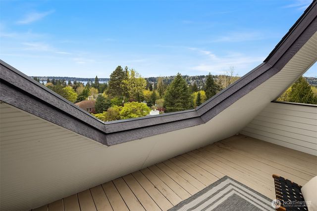 208 19th Avenue, Kirkland, WA 98033