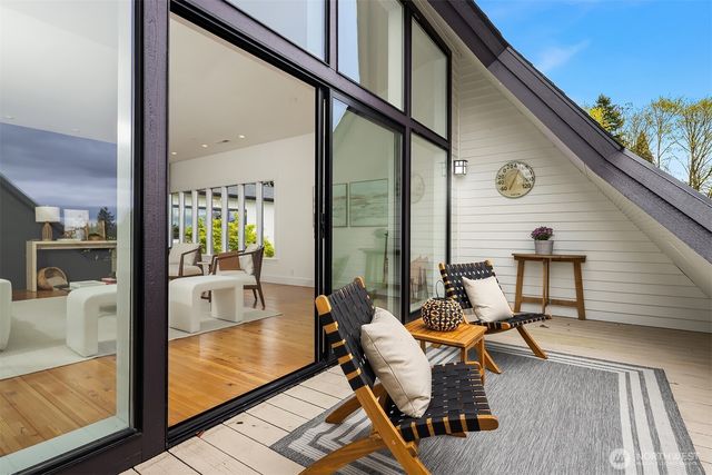 208 19th Avenue, Kirkland, WA 98033