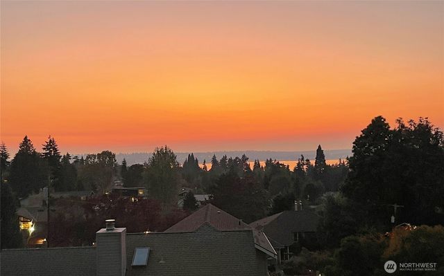 208 19th Avenue, Kirkland, WA 98033