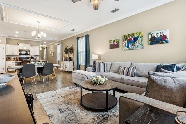 10043 SEQUEL ALLEY, Winter Garden, FL 34787