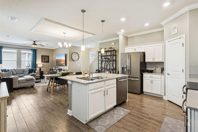 10043 SEQUEL ALLEY, Winter Garden, FL 34787