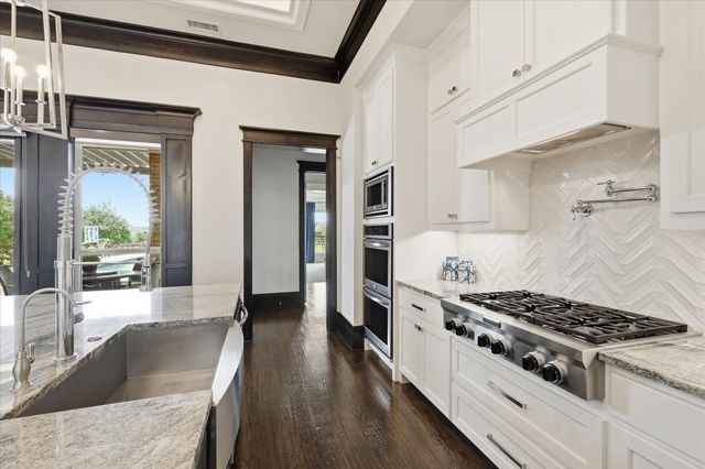 3249 Glenmore Avenue, Northlake, TX 76247