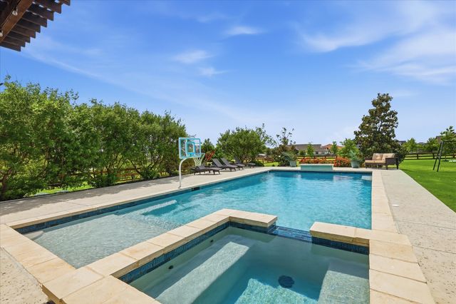 3249 Glenmore Avenue, Northlake, TX 76247