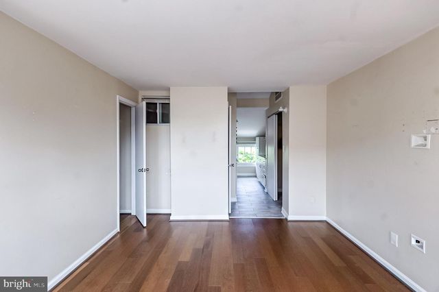 13 E HENRIETTA ST, Baltimore, MD 21230