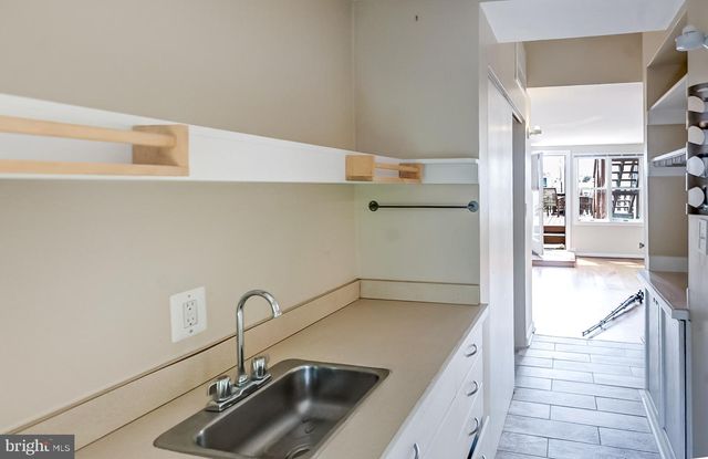 13 E HENRIETTA ST, Baltimore, MD 21230
