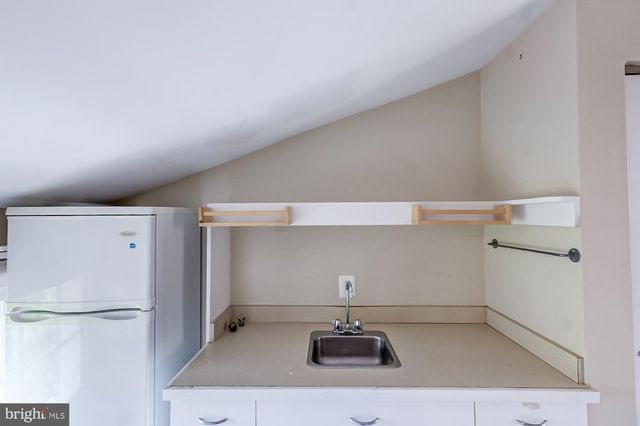 13 E HENRIETTA ST, Baltimore, MD 21230