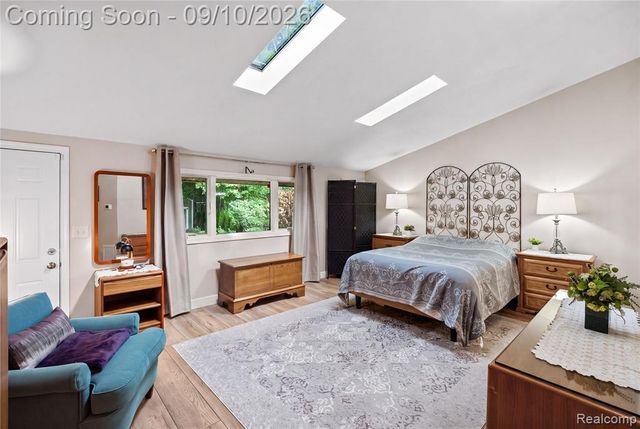 6243 Westview Drive, Grand Blanc, MI 48439