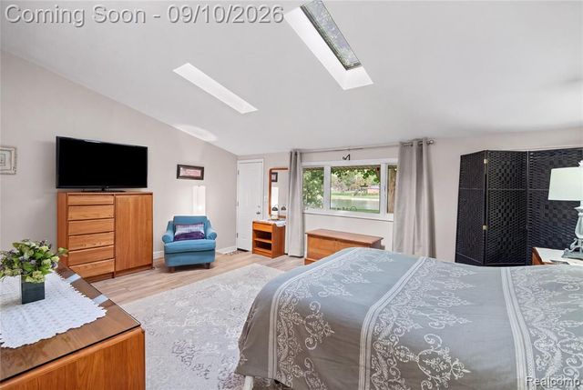 6243 Westview Drive, Grand Blanc, MI 48439