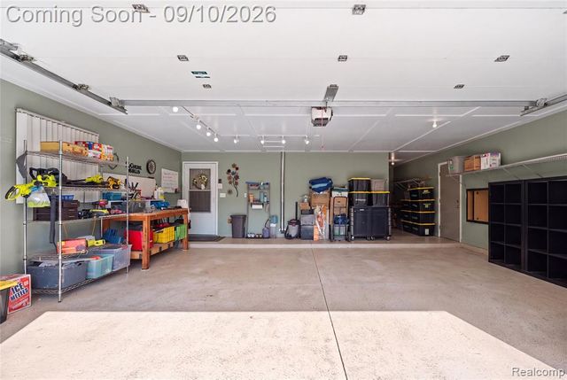 6243 Westview Drive, Grand Blanc, MI 48439