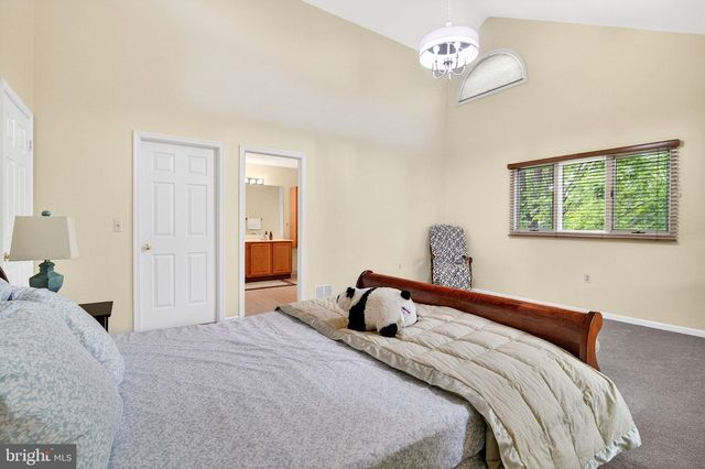 1 ASTOR CT, West Windsor, NJ 08540