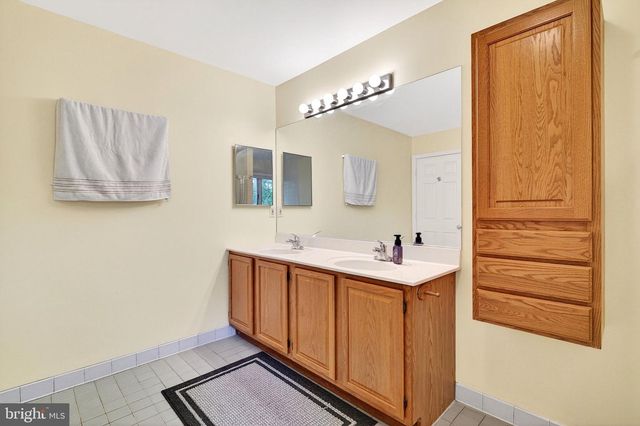1 ASTOR CT, West Windsor, NJ 08540