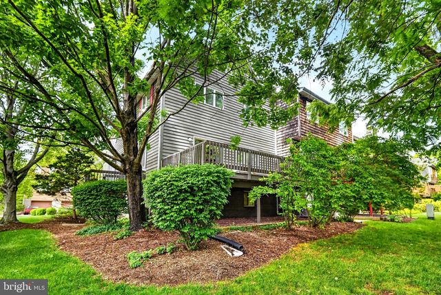 1 ASTOR CT, West Windsor, NJ 08540
