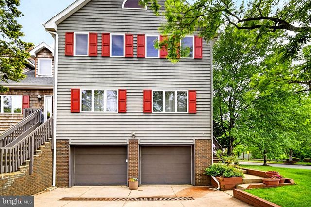 1 ASTOR CT, West Windsor, NJ 08540