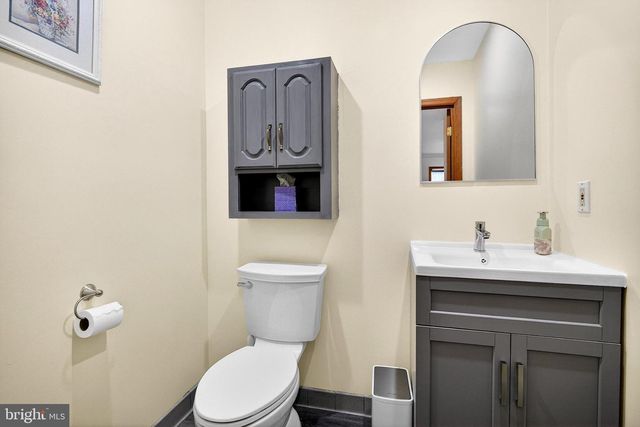 1 ASTOR CT, West Windsor, NJ 08540
