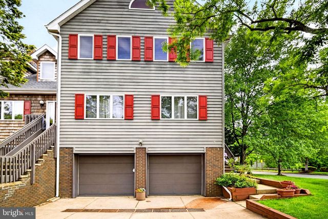 1 ASTOR CT, West Windsor, NJ 08540