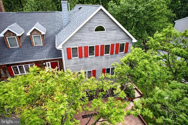 1 ASTOR CT, West Windsor, NJ 08540