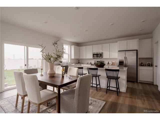 21824 E 39th Ave, Aurora, CO 80019
