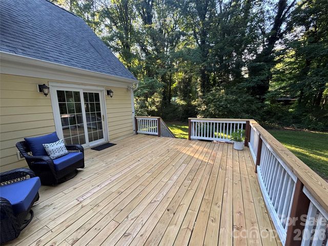 469 Augusta Drive, Statesville, NC 28625