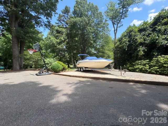469 Augusta Drive, Statesville, NC 28625
