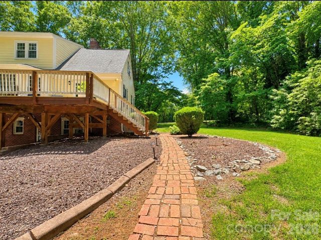 469 Augusta Drive, Statesville, NC 28625