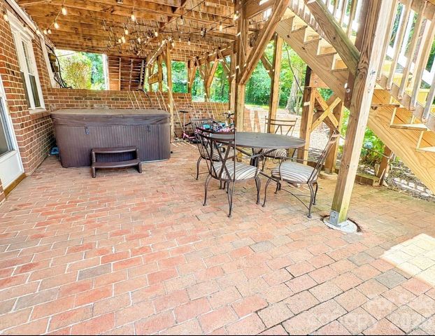 469 Augusta Drive, Statesville, NC 28625
