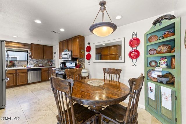 2268 Brentwood Street, Simi Valley, CA 93063