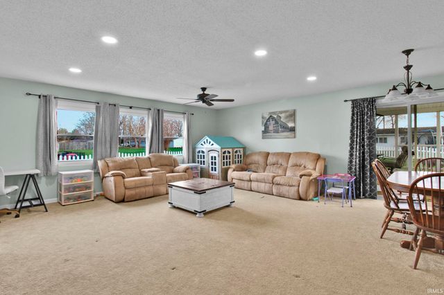 1619 Warhawk Road, Peru, IN 46970