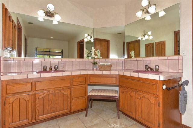 12855 Fairway Road, Victorville, CA 92395