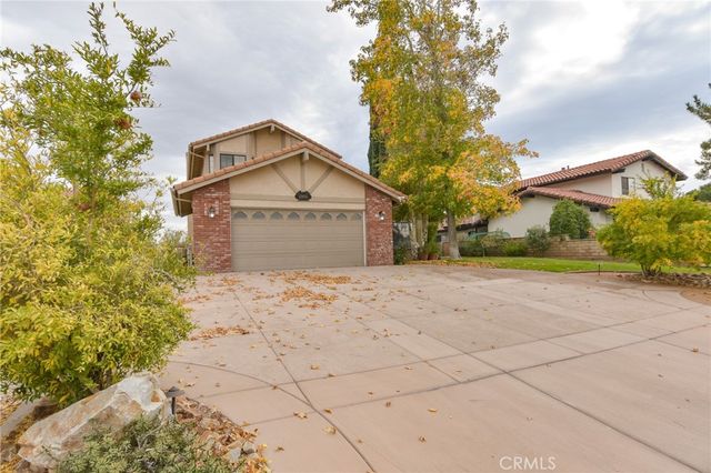 12855 Fairway Road, Victorville, CA 92395