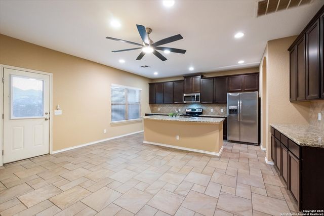 8215 Prickly Oak, San Antonio, TX 78223