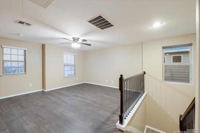 8215 Prickly Oak, San Antonio, TX 78223