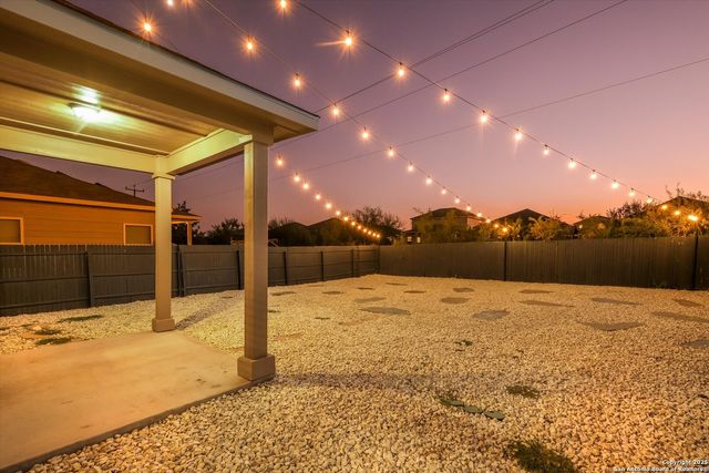 8215 Prickly Oak, San Antonio, TX 78223