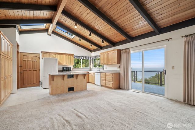 91 Huckleberry Circle, Sequim, WA 98382