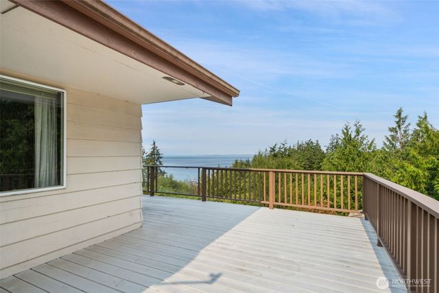91 Huckleberry Circle, Sequim, WA 98382