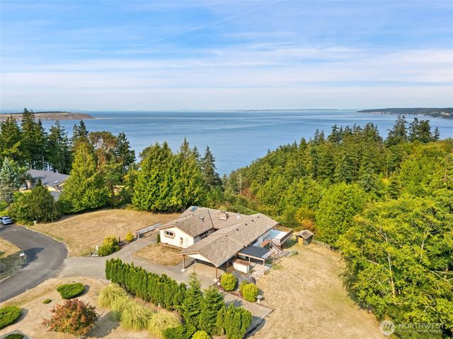 91 Huckleberry Circle, Sequim, WA 98382