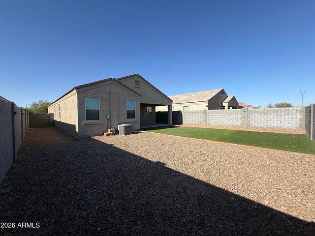30895 W INDIANOLA Avenue, Buckeye, AZ 85396