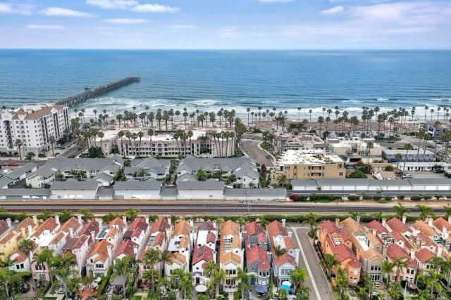 489 N. Cleveland Street, Oceanside, CA 92054