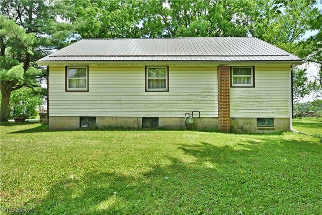 3521 Goldner Lane SW, Warren, OH 44481
