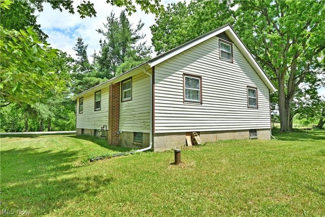3521 Goldner Lane SW, Warren, OH 44481