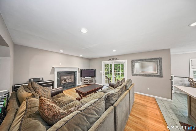 6 Plank Road, Prospect, CT 06712